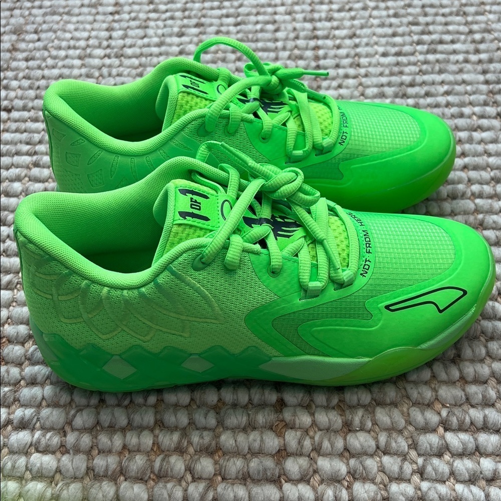 Puma Neon Green Melo Sneakers!! - Picture 4 of 8